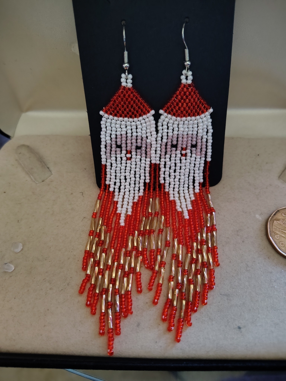 🎄🎁 New Handmade Beaded Santa Fringe Earrings 🎄🎁